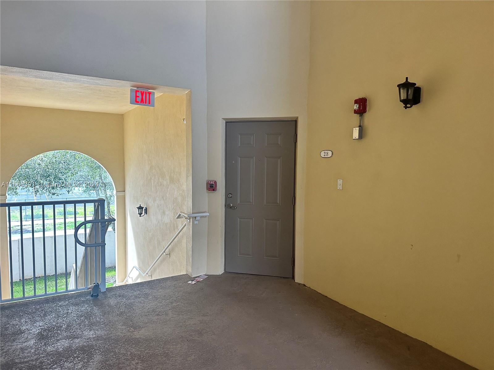 10800 Nw 88th Ter 218, Doral, Miami-Dade County, Florida - 2 Bedrooms  
2 Bathrooms - 