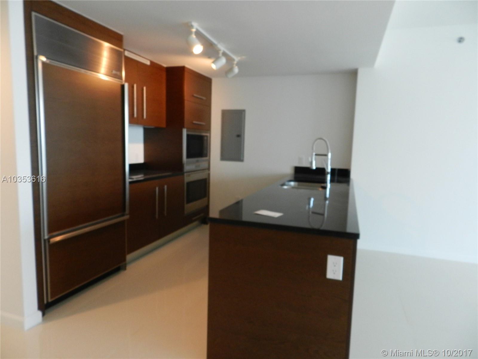 ICONBRICKELL CONDO NO 1 - Residential Lease