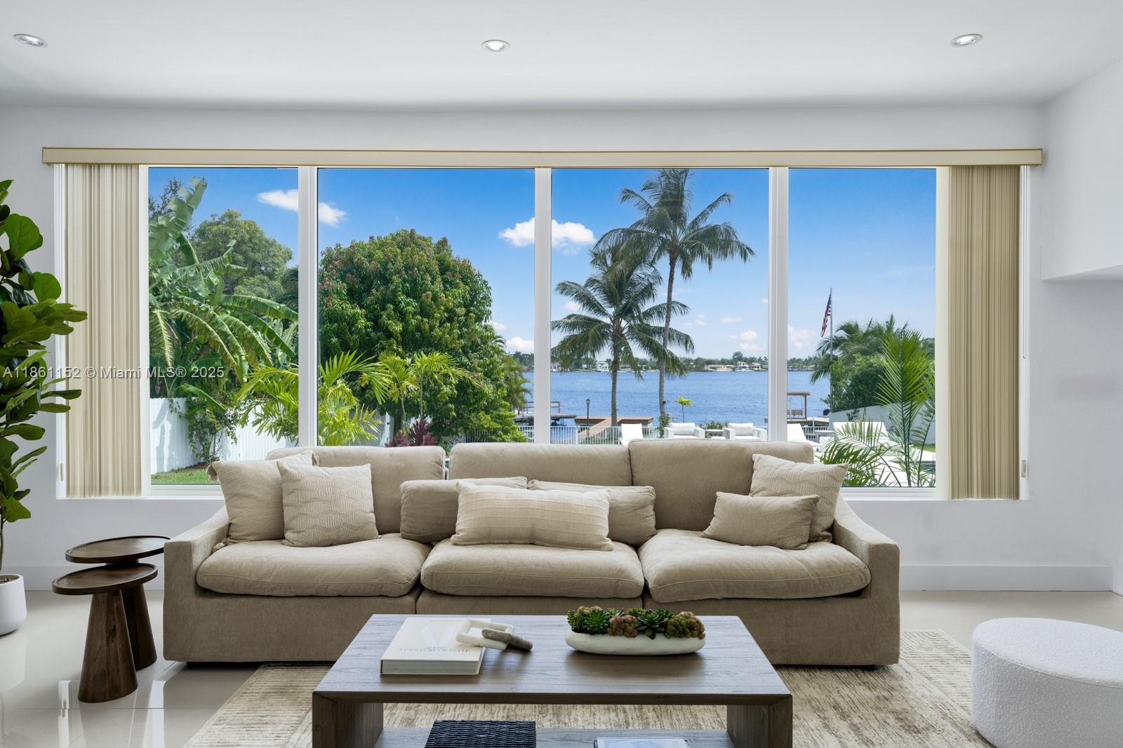 LAKE CATALINA - Residential