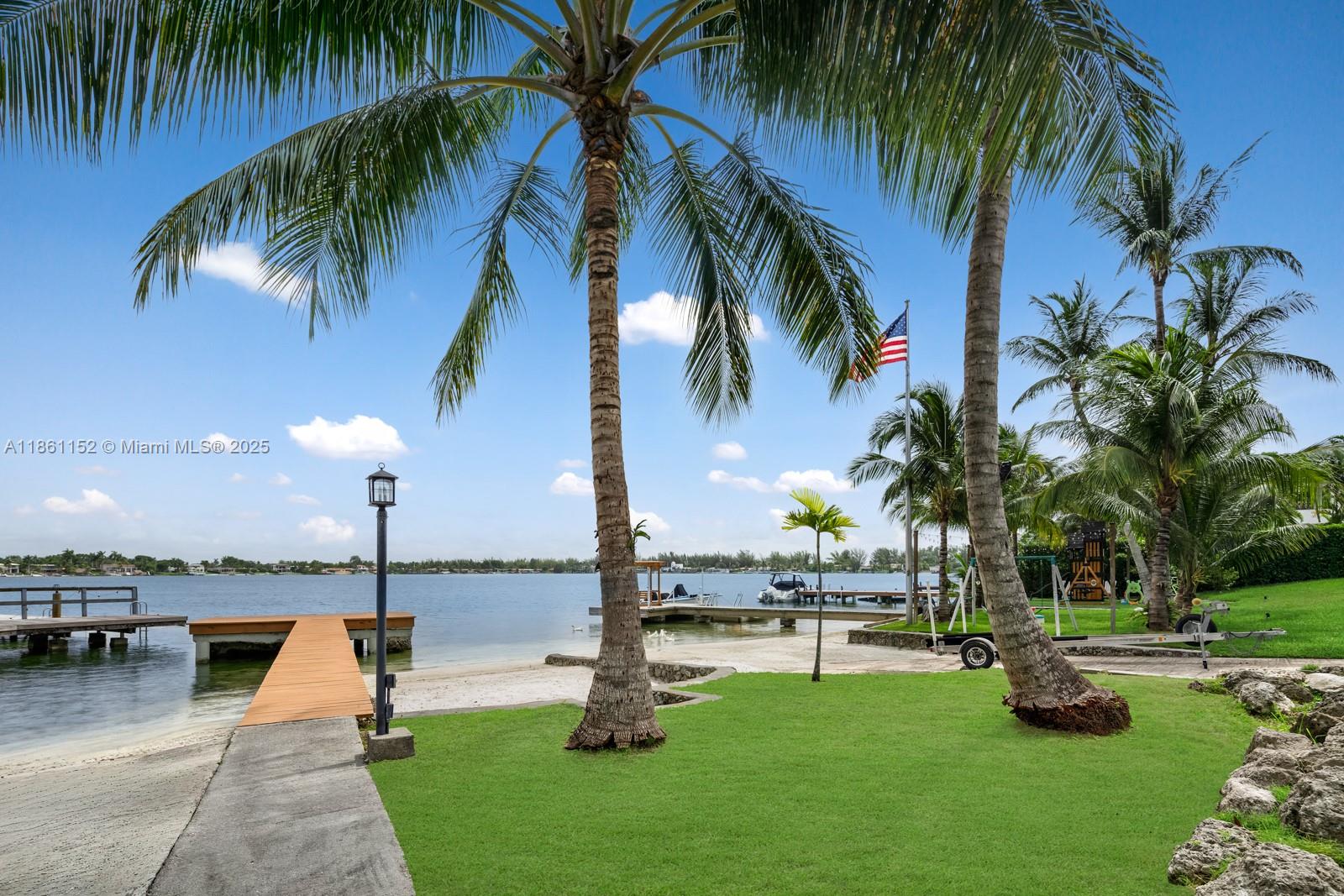 LAKE CATALINA - Residential