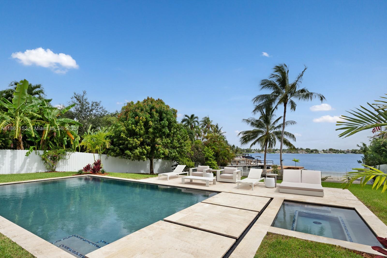 LAKE CATALINA - Residential