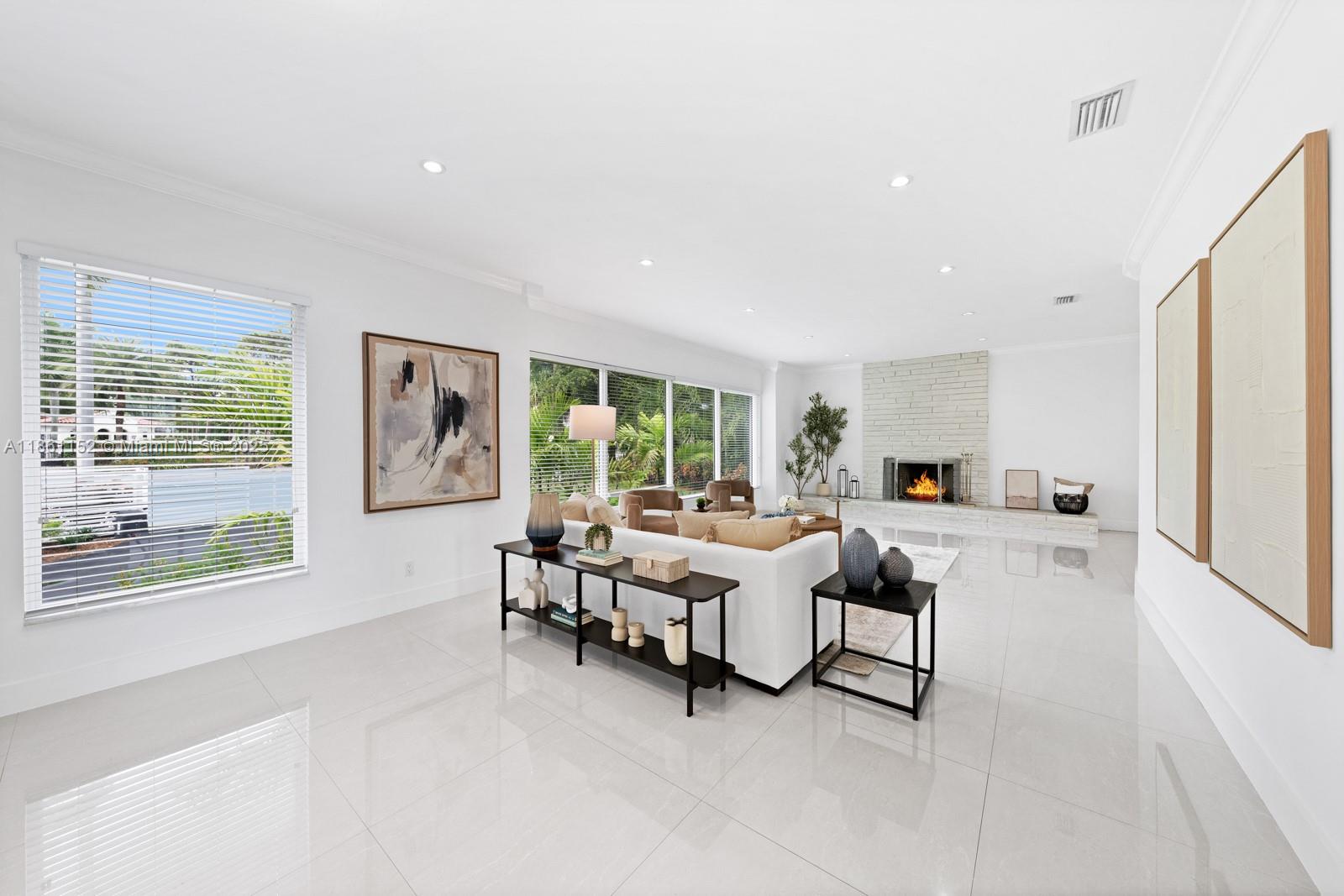 LAKE CATALINA - Residential