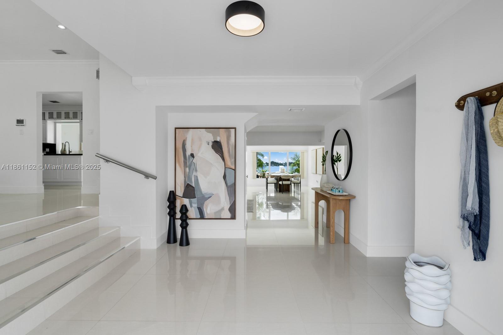 LAKE CATALINA - Residential