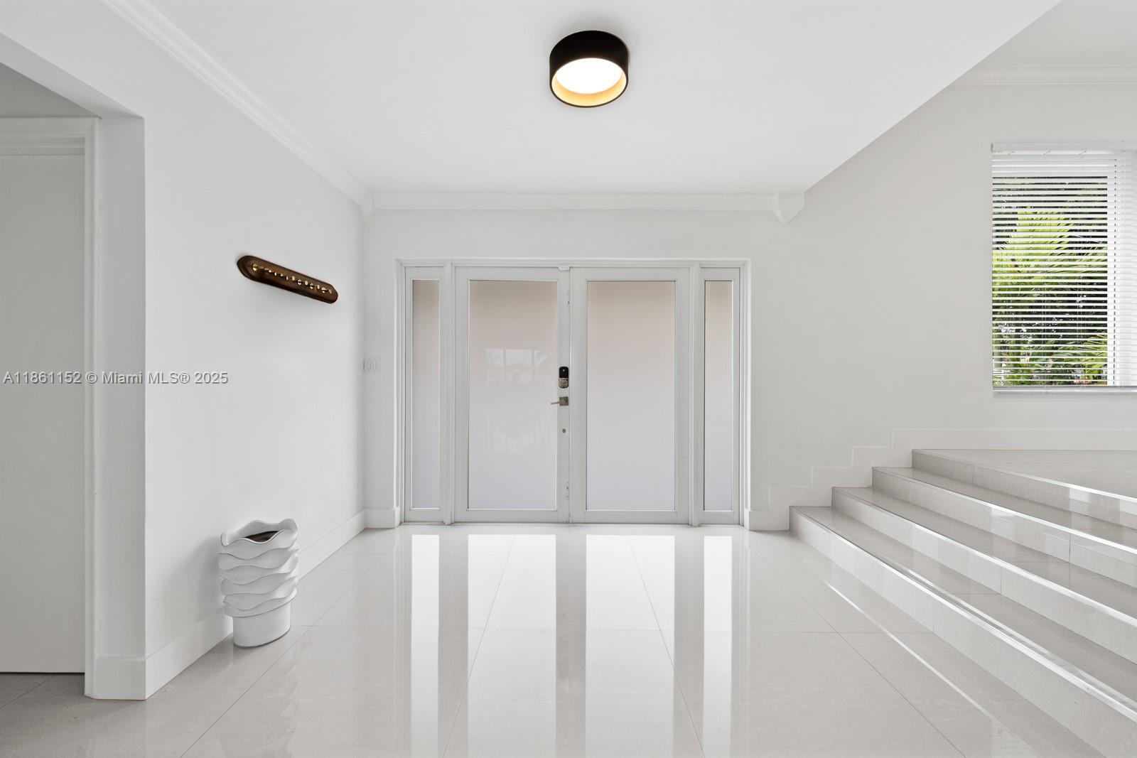 LAKE CATALINA - Residential