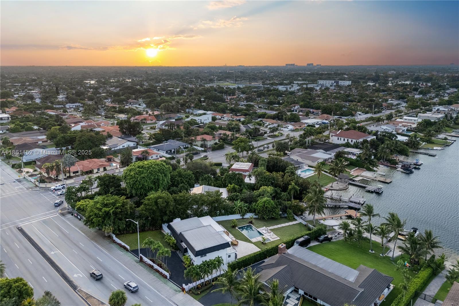 LAKE CATALINA - Residential