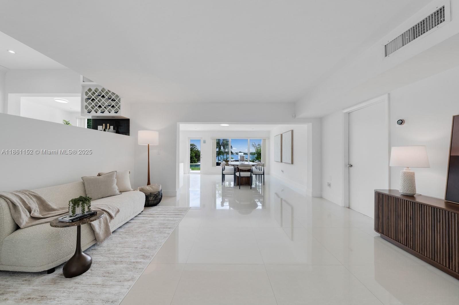 LAKE CATALINA - Residential