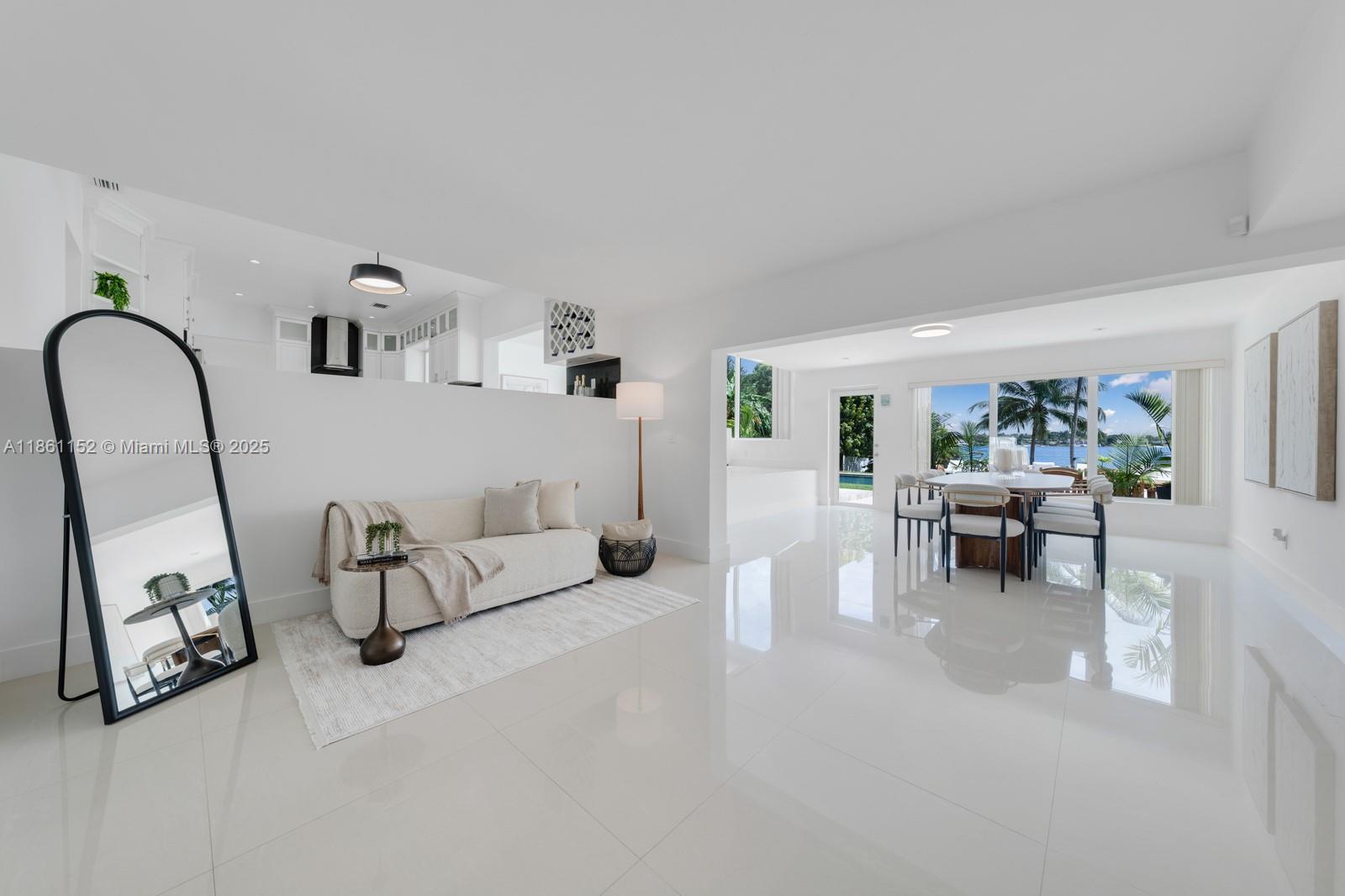 LAKE CATALINA - Residential