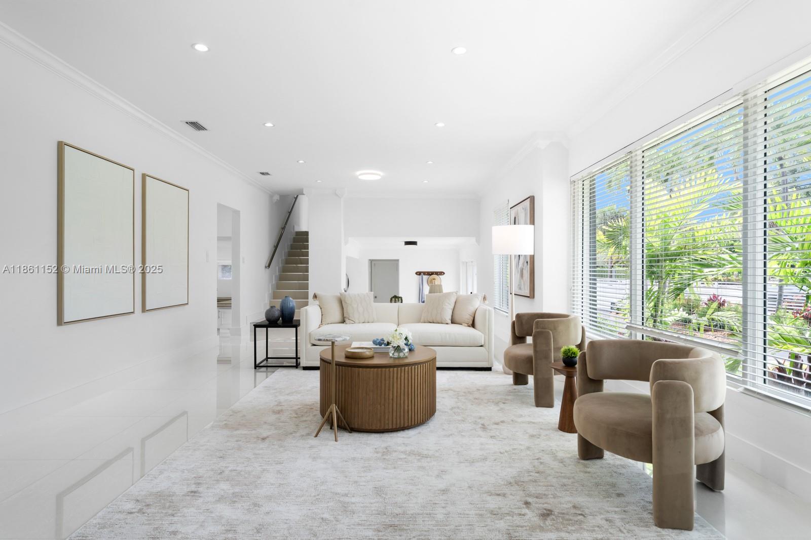 LAKE CATALINA - Residential