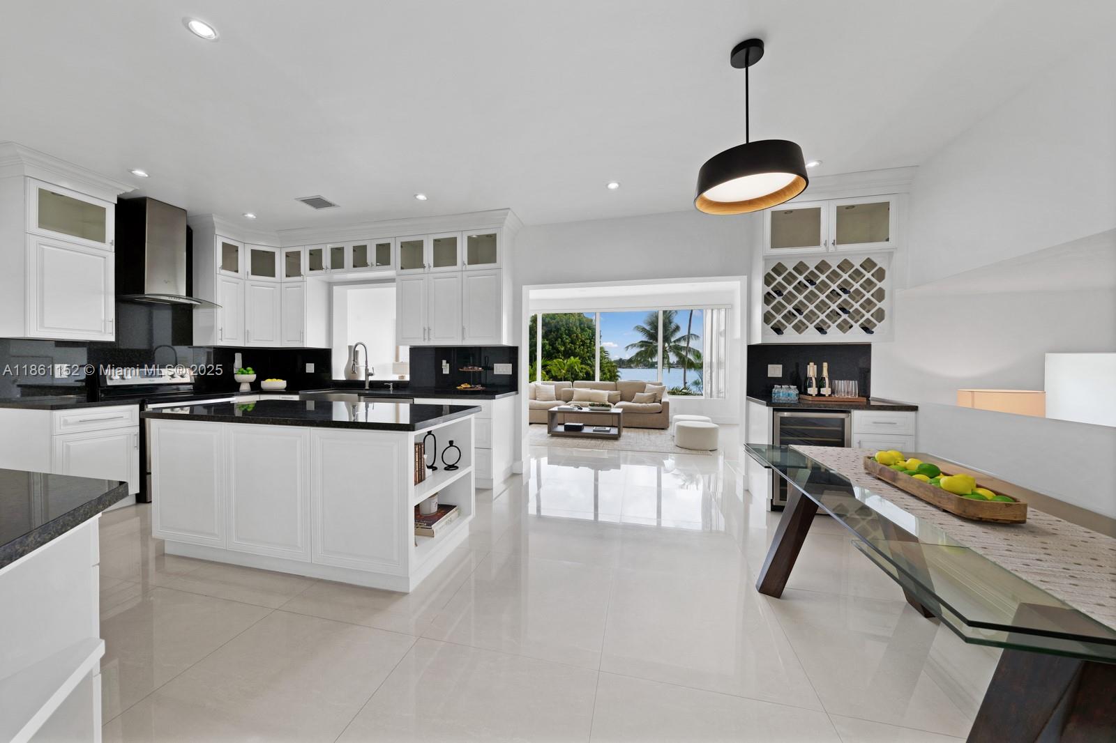 LAKE CATALINA - Residential