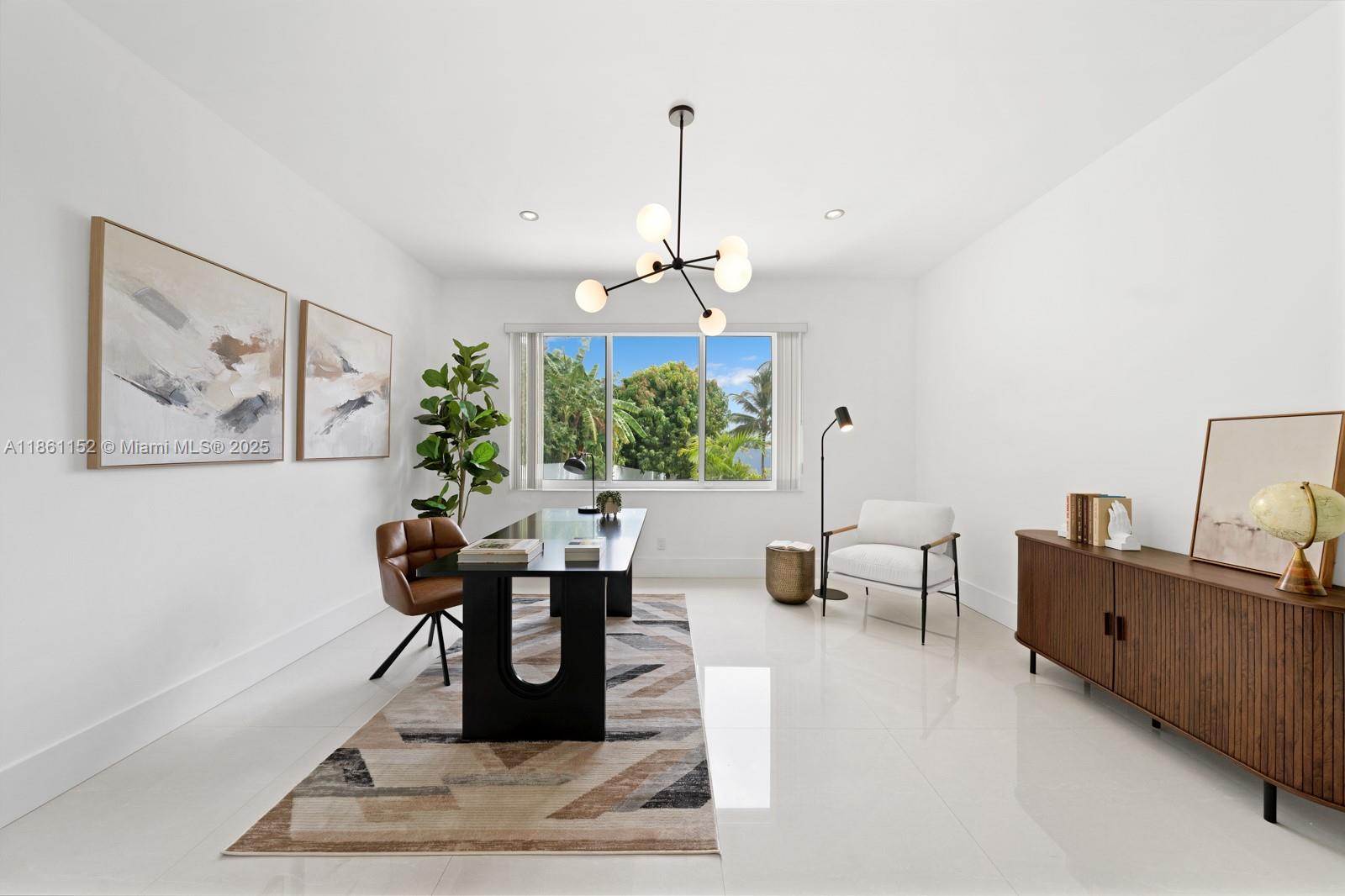 LAKE CATALINA - Residential