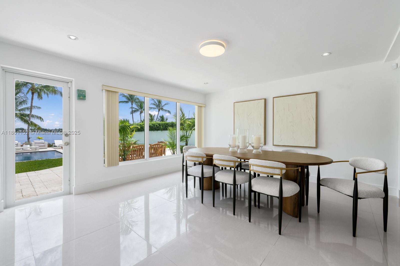 LAKE CATALINA - Residential