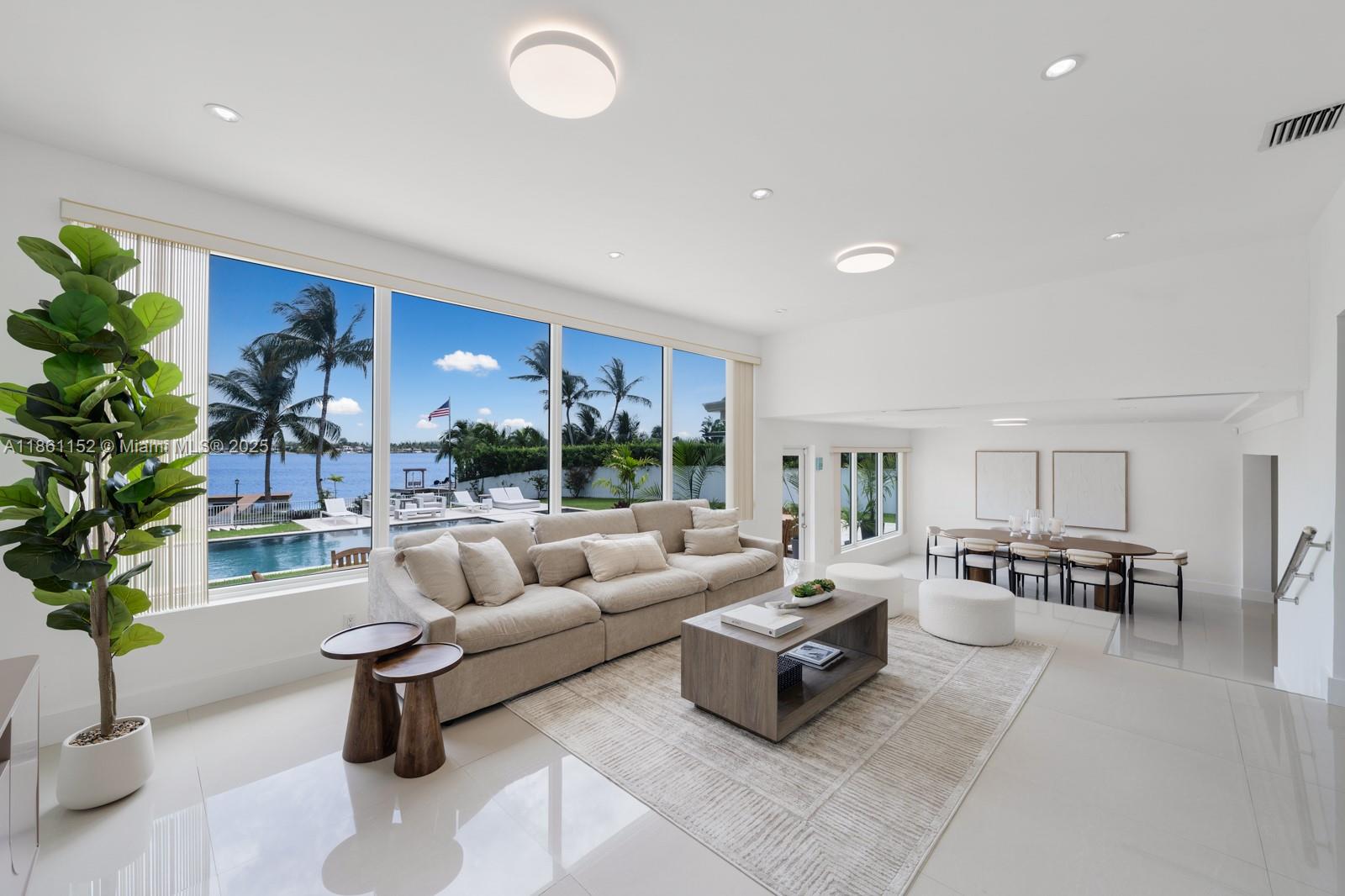 LAKE CATALINA - Residential