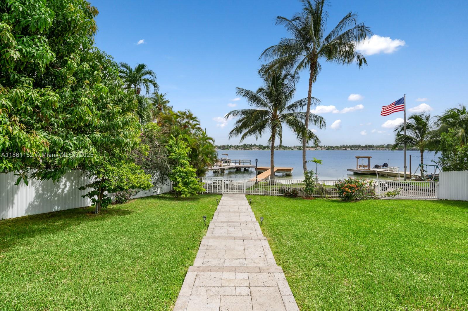 LAKE CATALINA - Residential