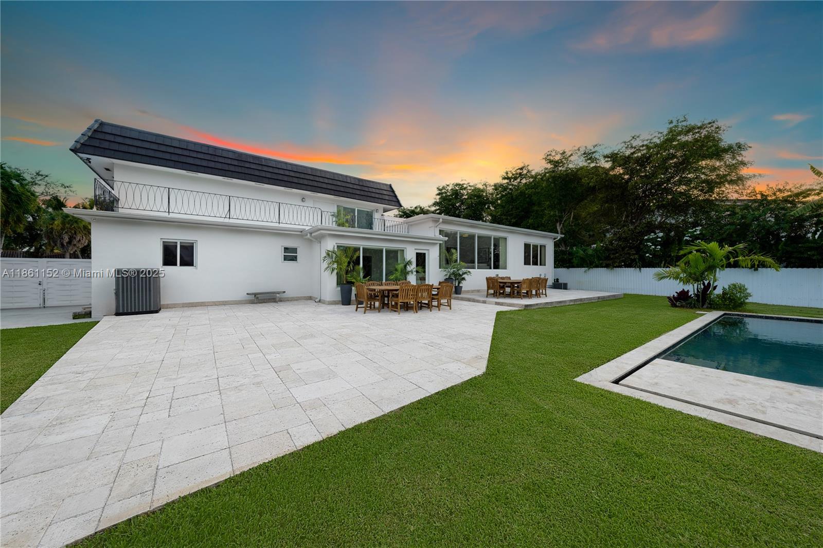 LAKE CATALINA - Residential