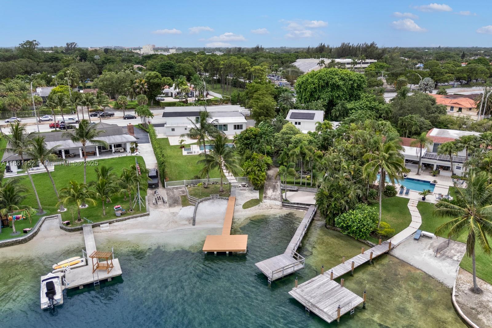 LAKE CATALINA - Residential