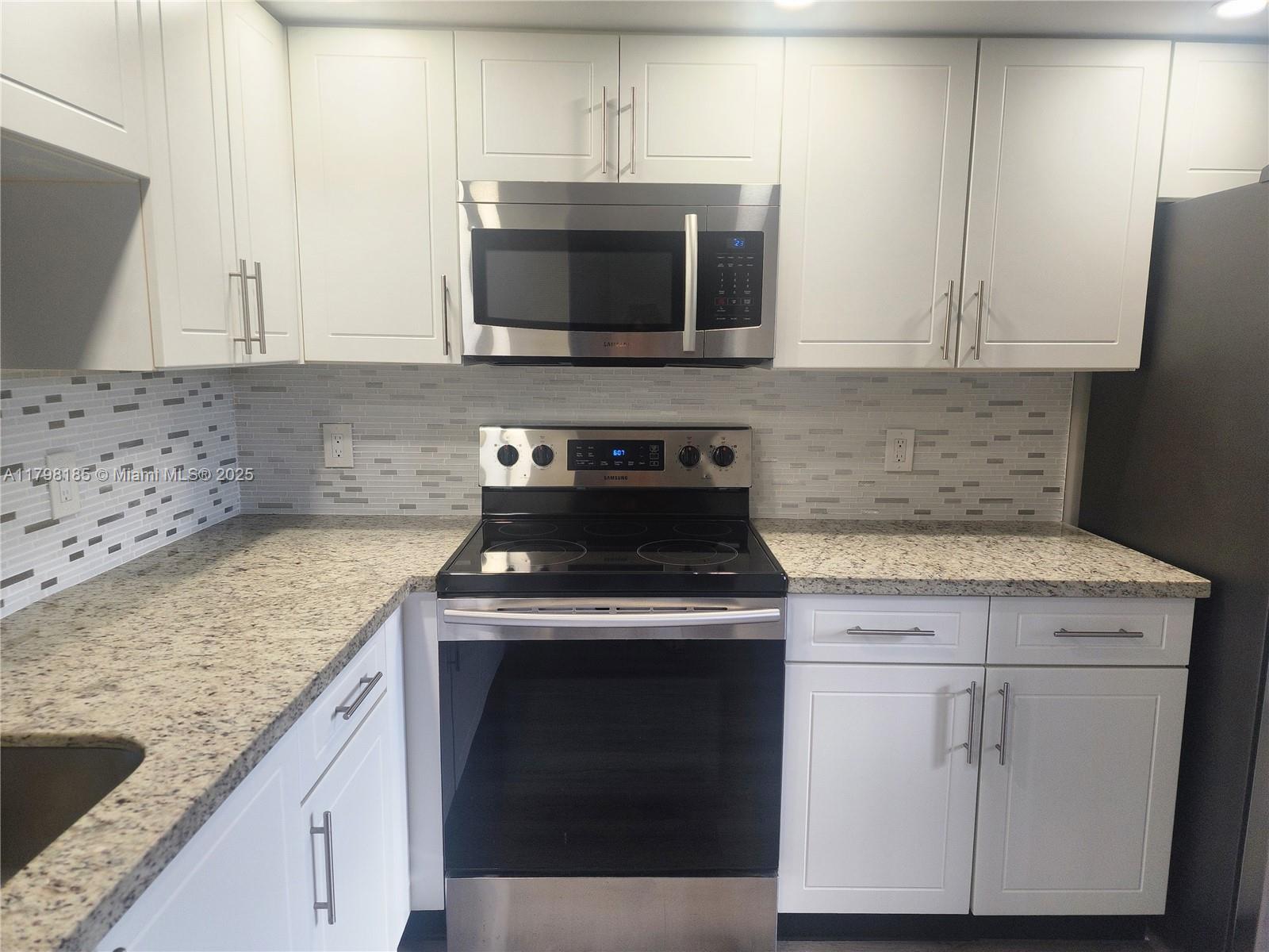 CAMBRIDGE AT CENTURY VILL - Residential