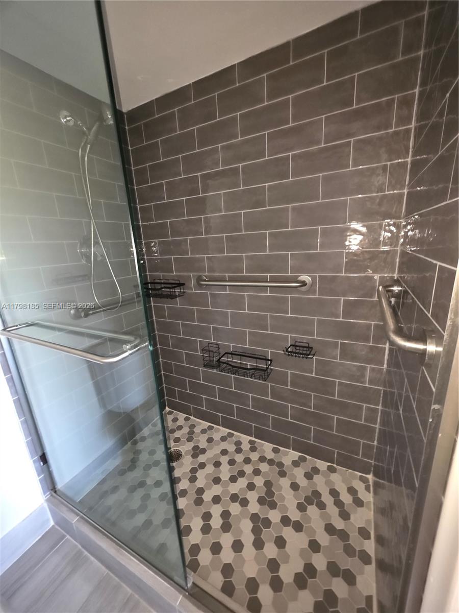 CAMBRIDGE AT CENTURY VILL - Residential