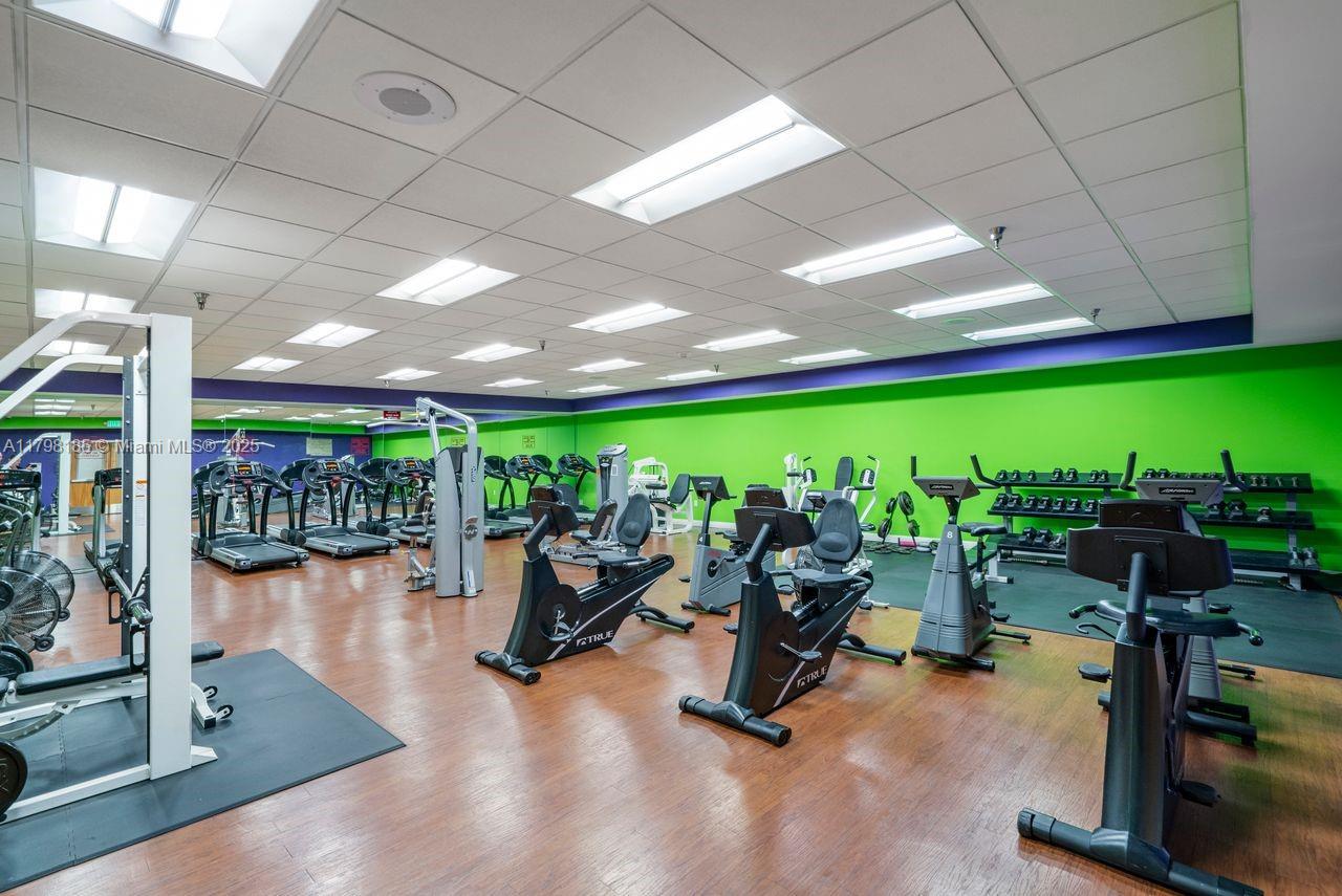 CAMBRIDGE AT CENTURY VILL - Residential
