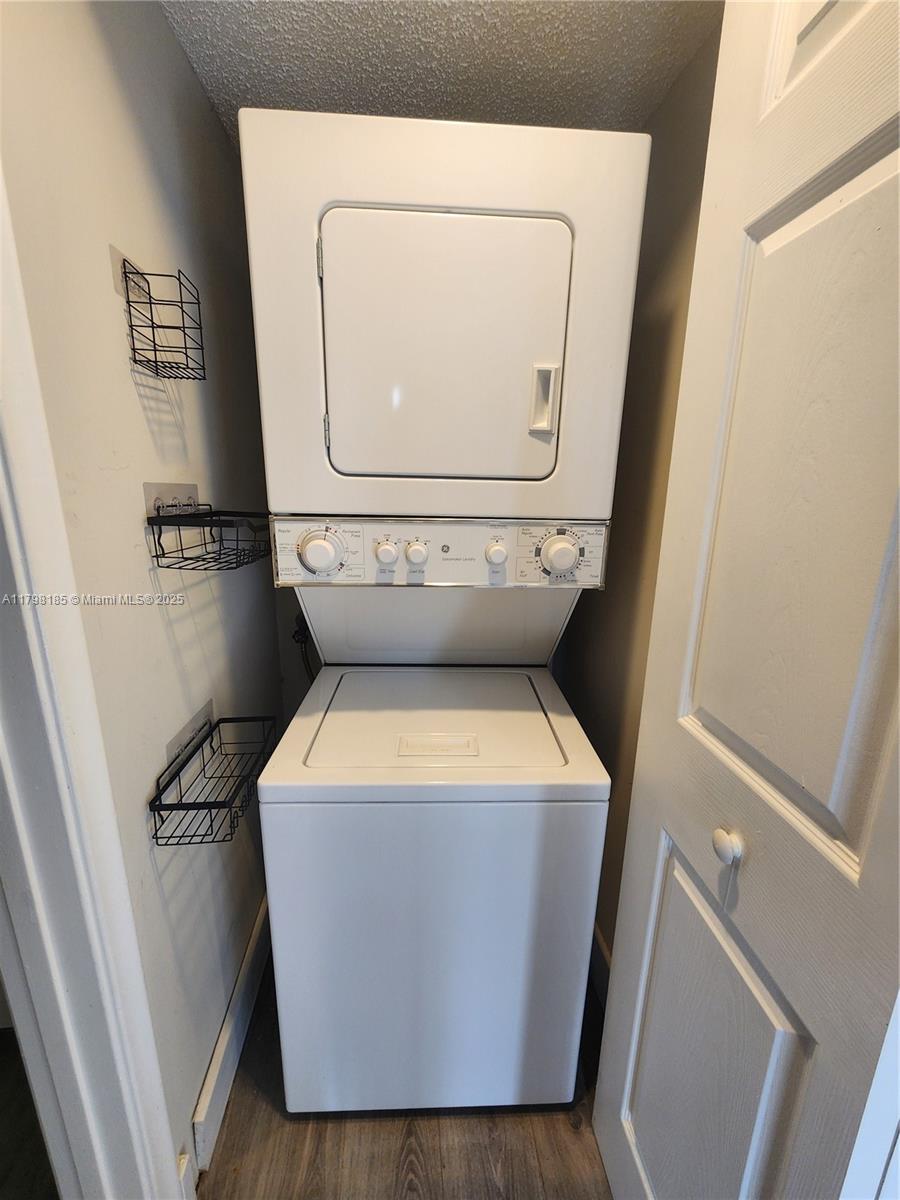 CAMBRIDGE AT CENTURY VILL - Residential