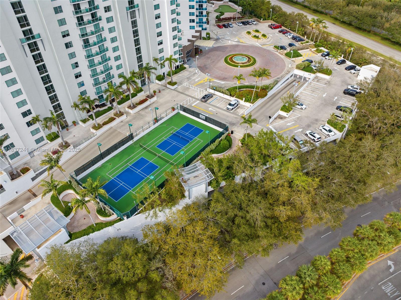 TAO SAWGRASS CONDOMINIUM - Residential