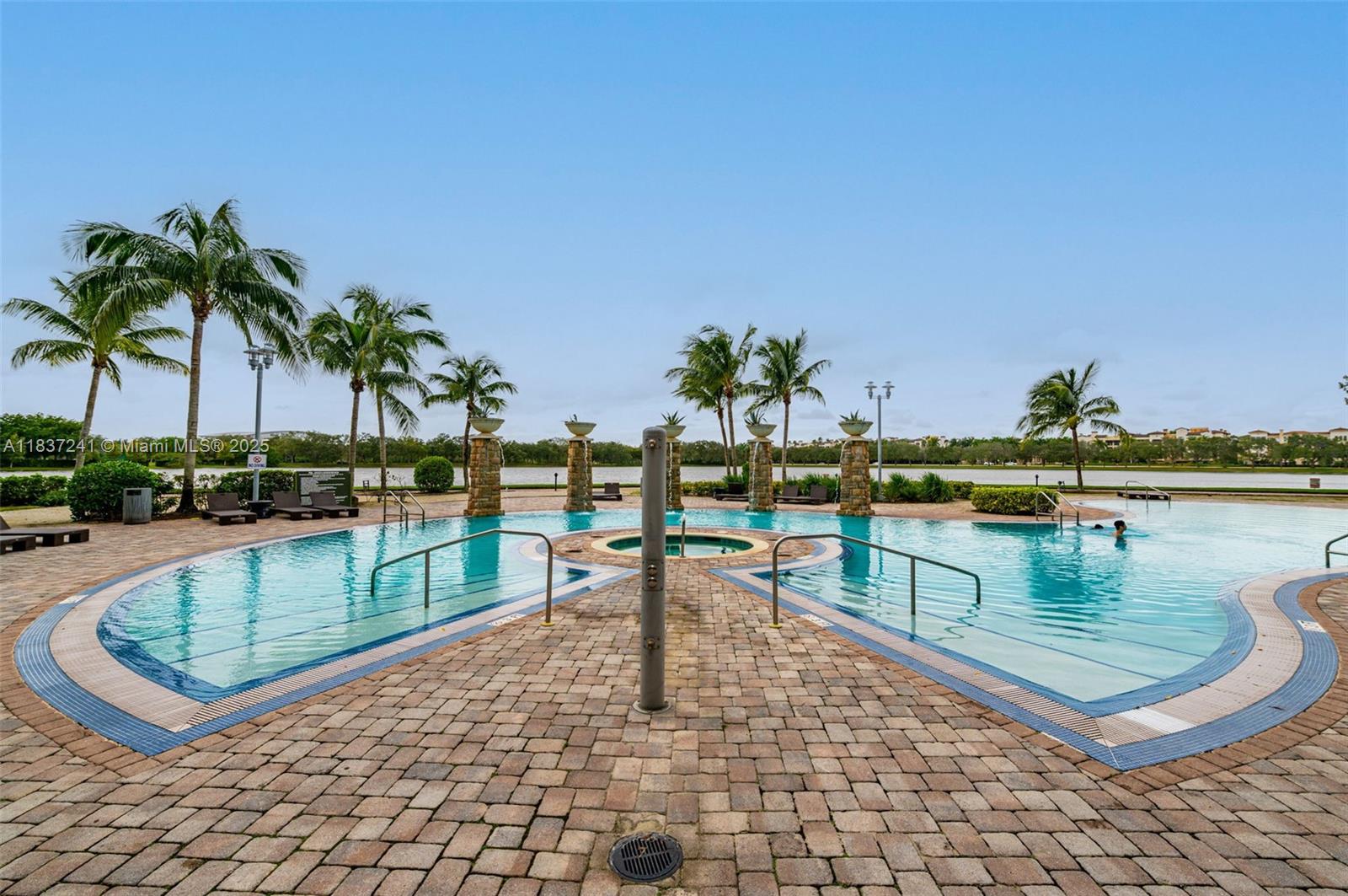 TAO SAWGRASS CONDOMINIUM - Residential