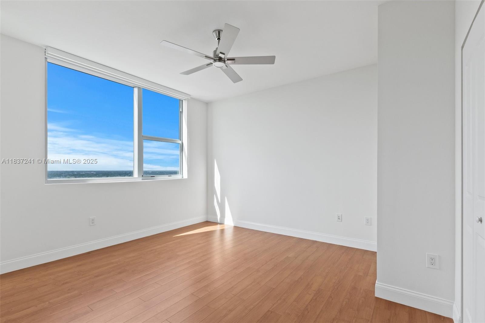 TAO SAWGRASS CONDOMINIUM - Residential