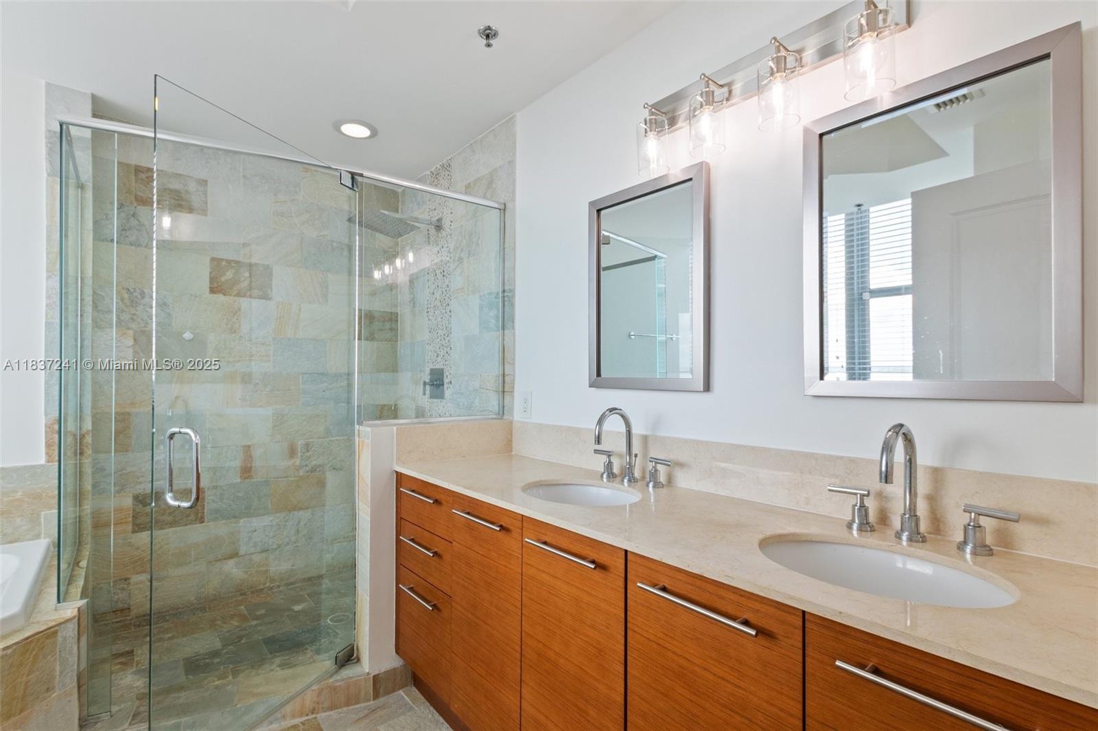 TAO SAWGRASS CONDOMINIUM - Residential