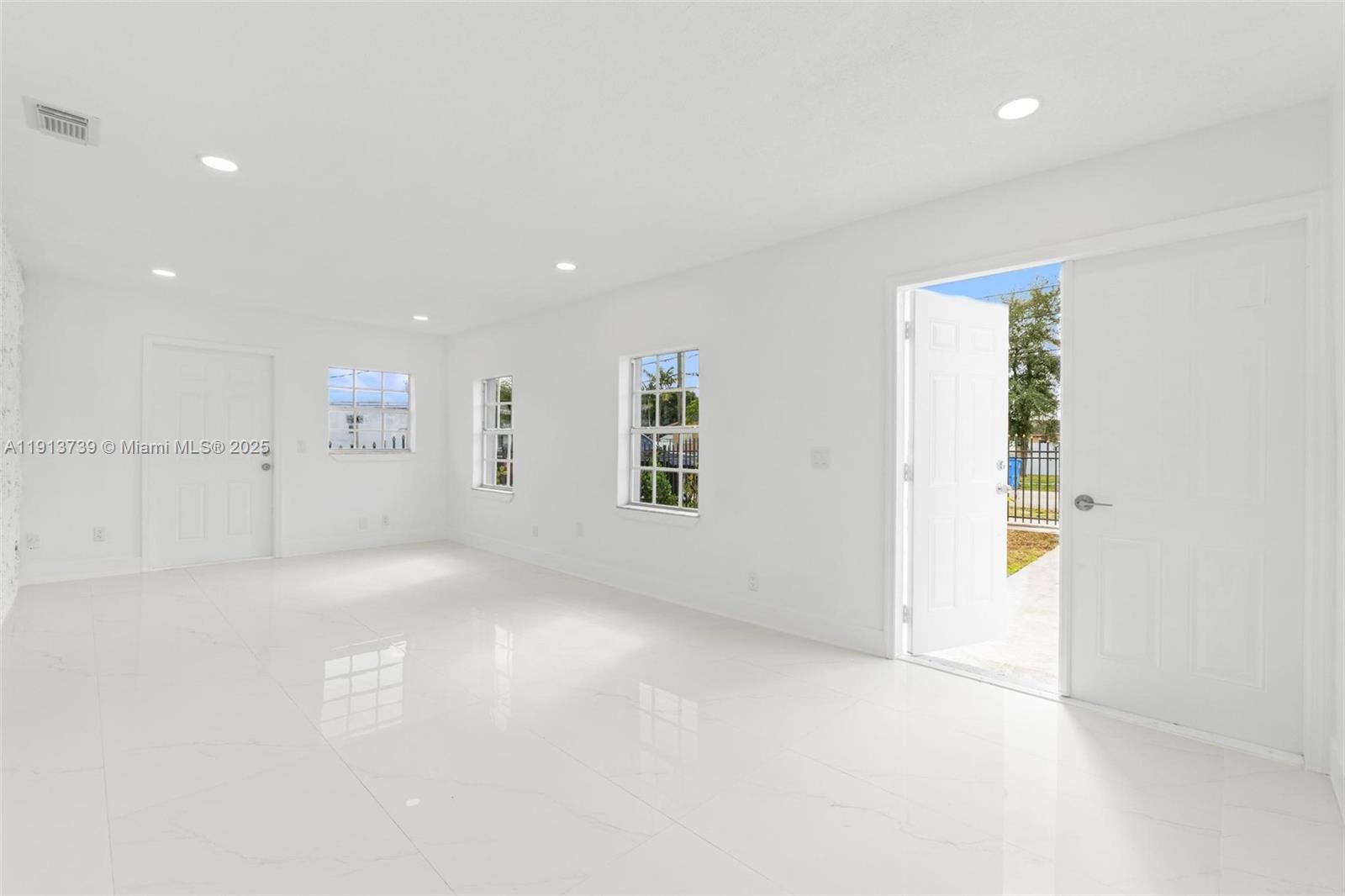 CARVER RANCHES REV PLAT - Residential