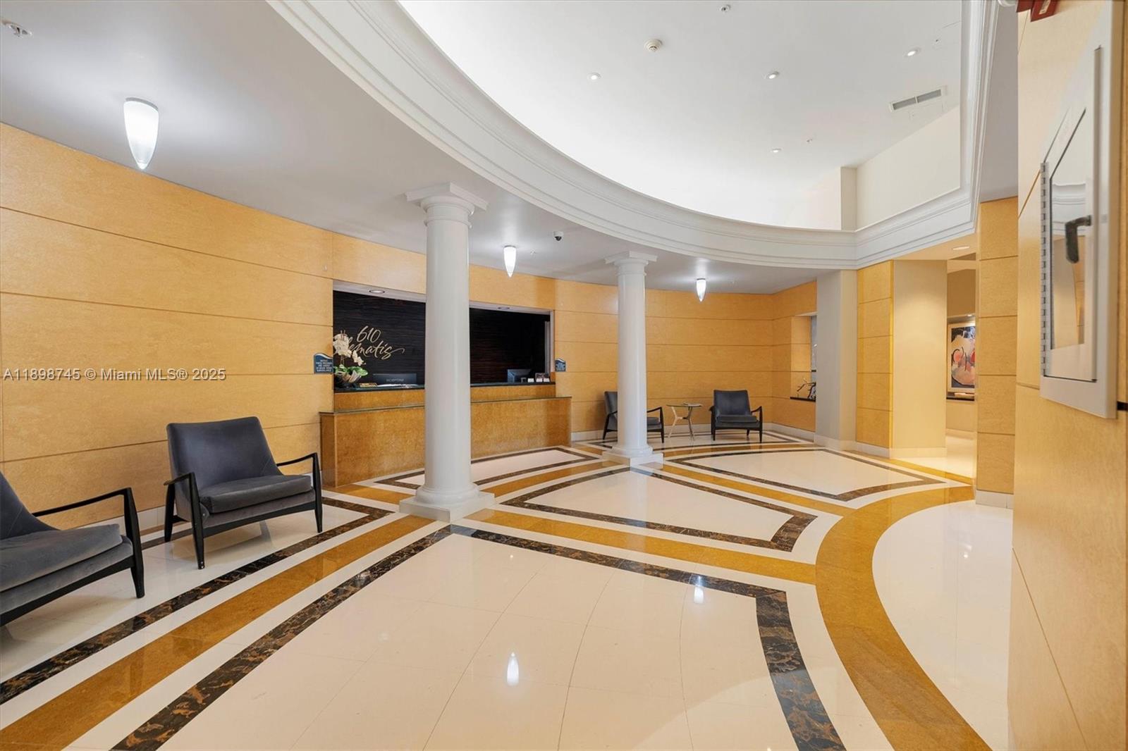 View photos, virtual tours, details... 610 Clematis St 628