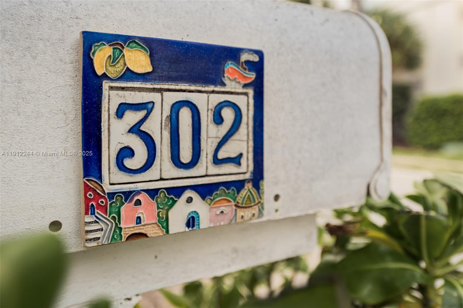 HOLLYWOOD CENTRAL BEACH - Residential Lease