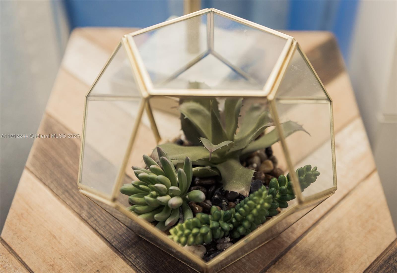 HOLLYWOOD CENTRAL BEACH - Residential Lease