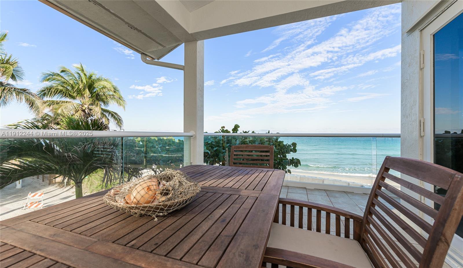 HOLLYWOOD CENTRAL BEACH - Residential Lease