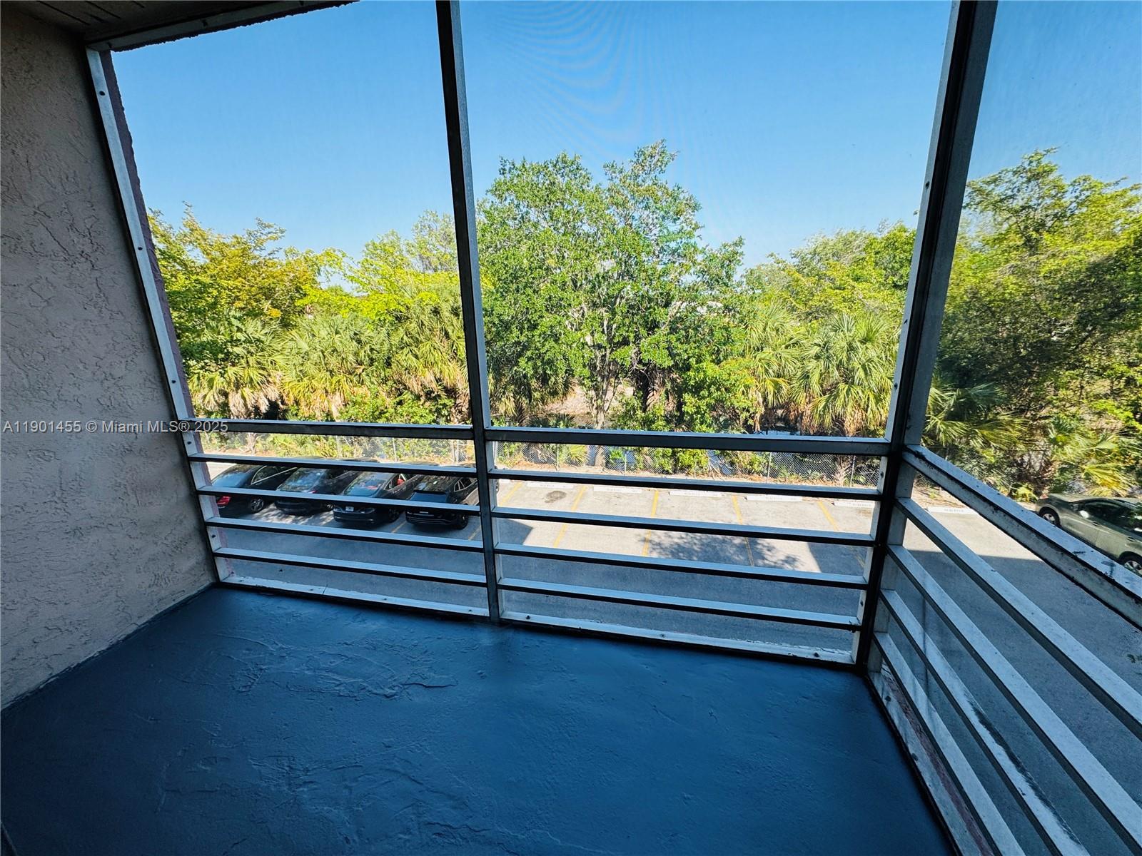View photos, virtual tours, details... 2800 NW 56th Ave E304