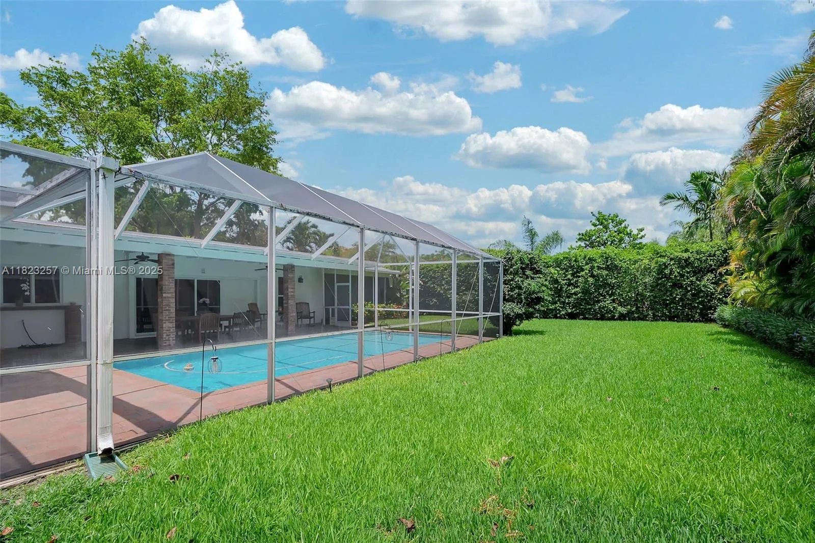 Pinecrest, Florida 33156, United States, 5 Bedrooms Bedrooms, ,3 BathroomsBathrooms,Residential,Active,152854