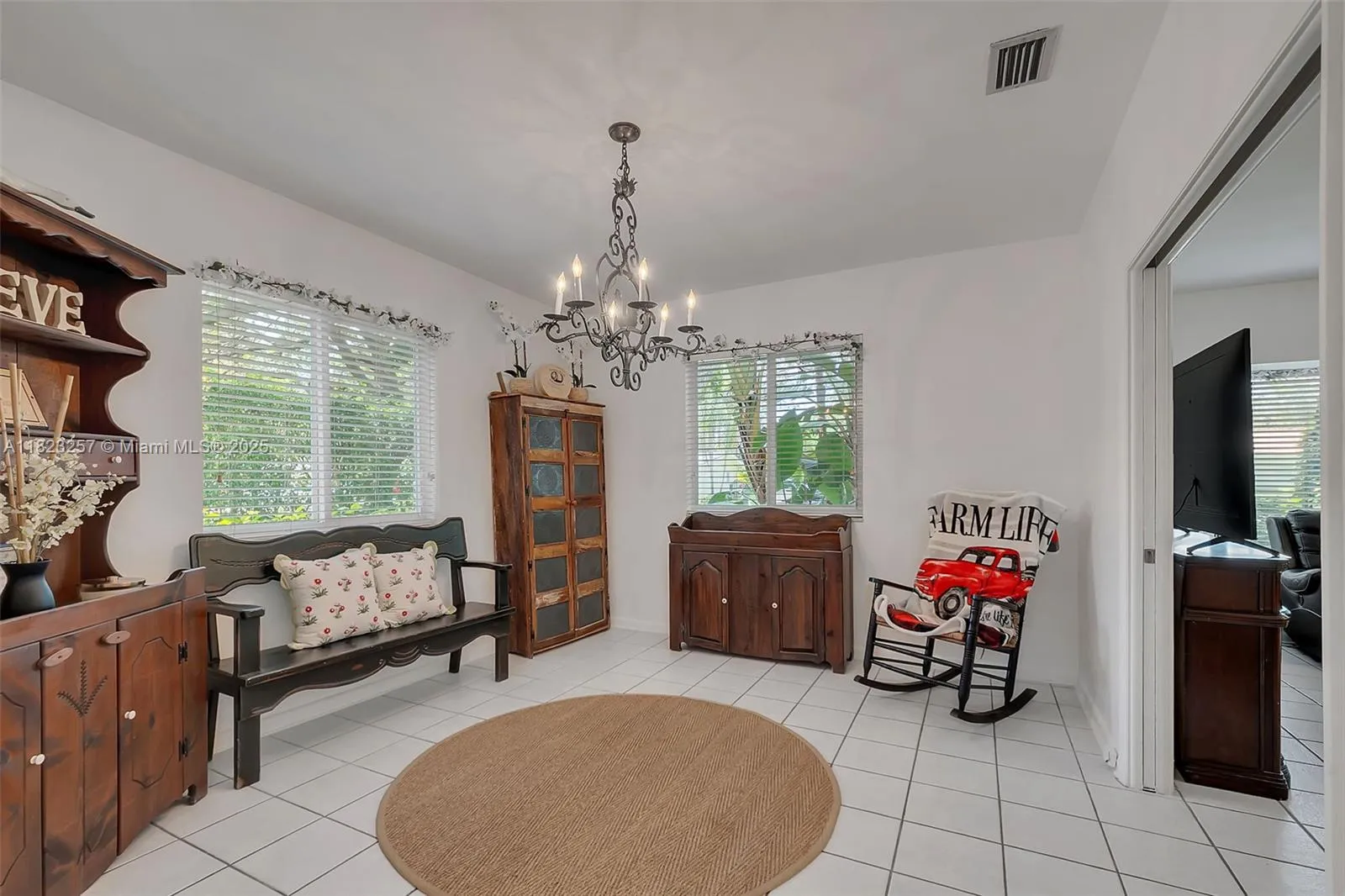 Pinecrest, Florida 33156, United States, 5 Bedrooms Bedrooms, ,3 BathroomsBathrooms,Residential,Active,152854