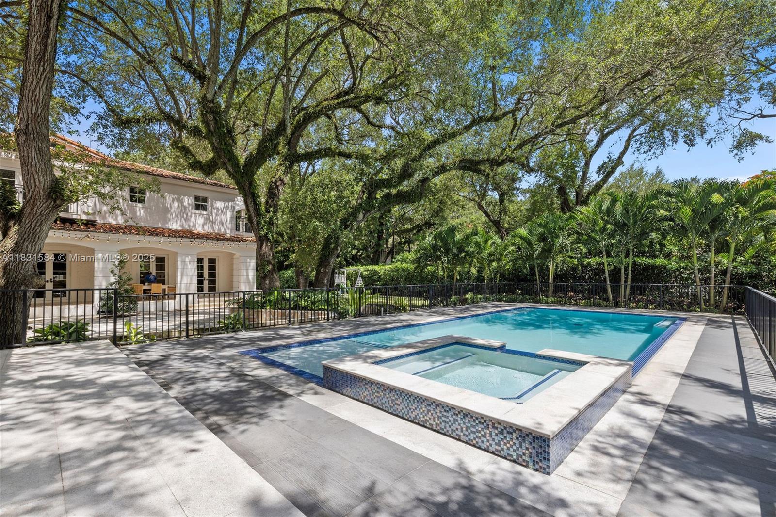 506 Sunset Dr