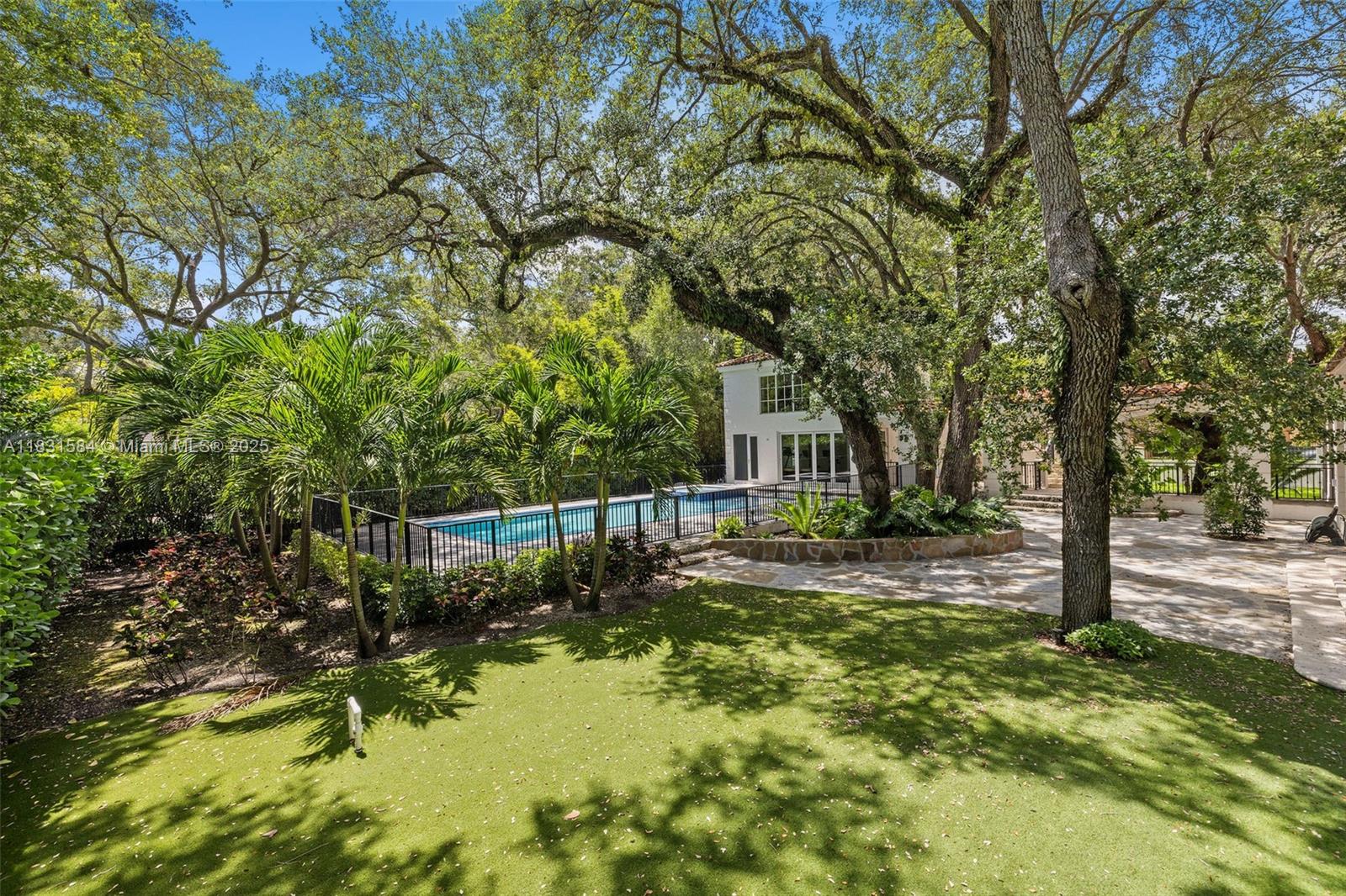 506 Sunset Dr