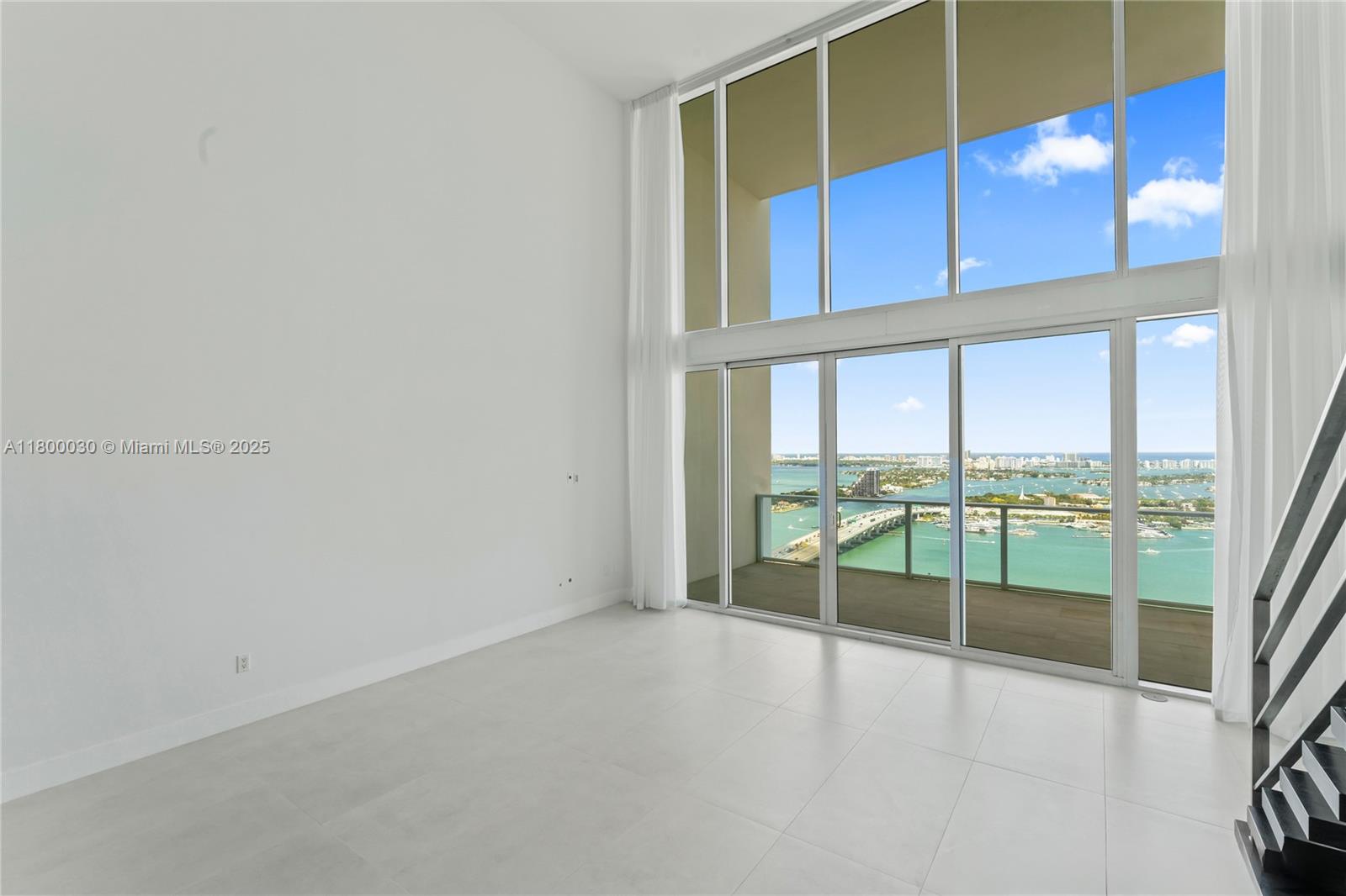 1040 Biscayne Blvd 3802