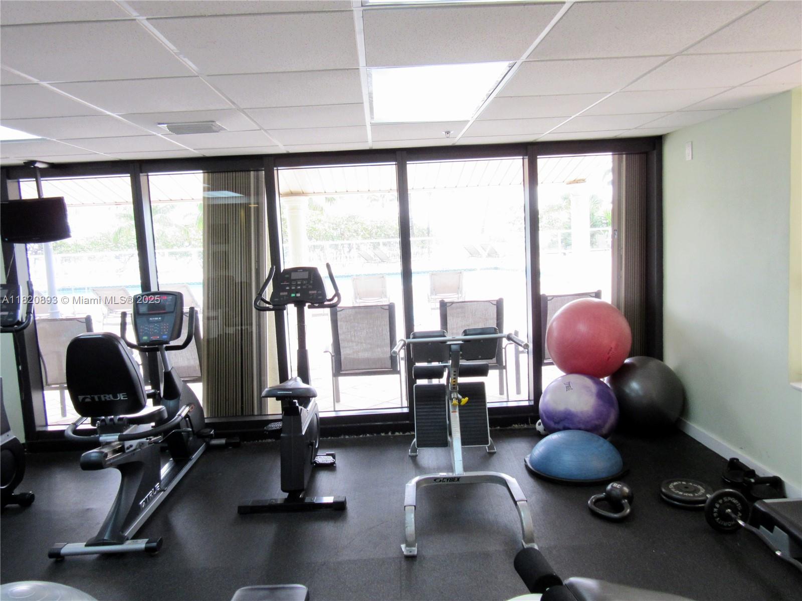 THE PLAZA OF BAL HARBOUR - Residential Lease