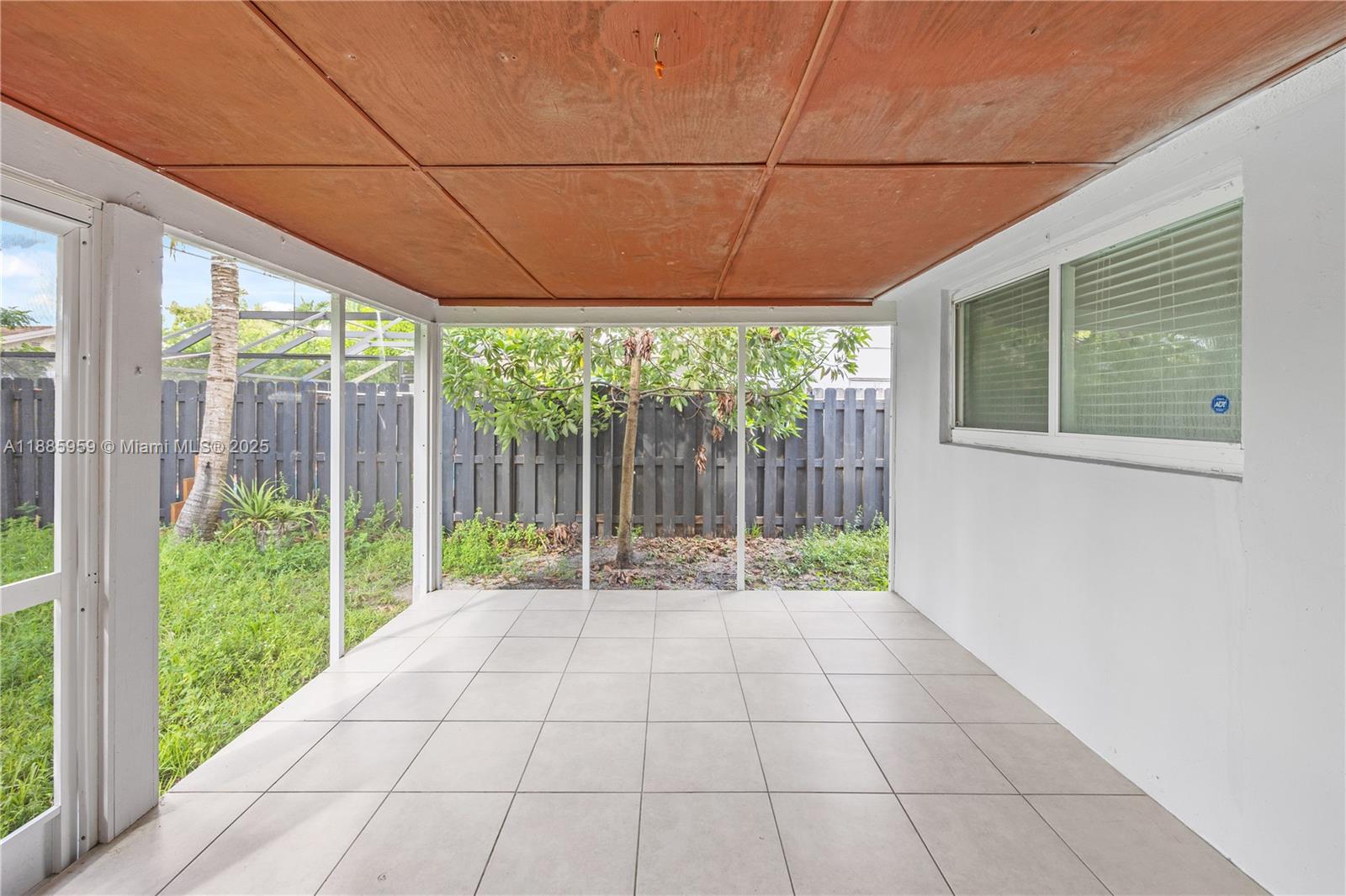 CITY OF LAUDERHILL SEC 1 - Residential