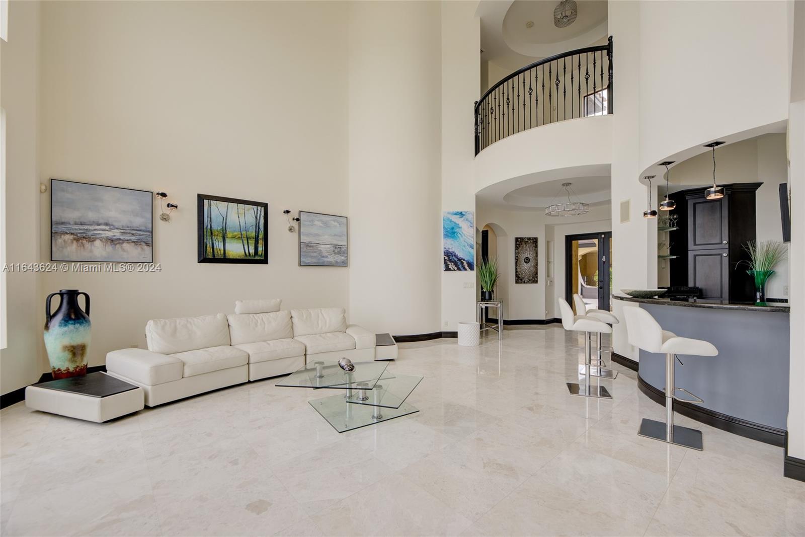 VISTA LAKES - Residential