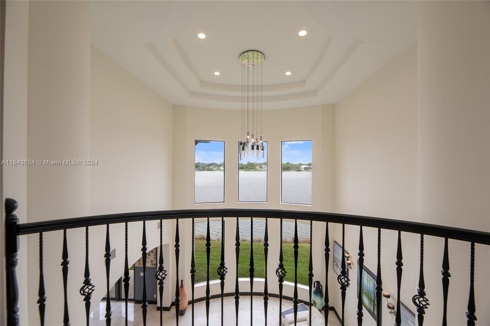 VISTA LAKES - Residential