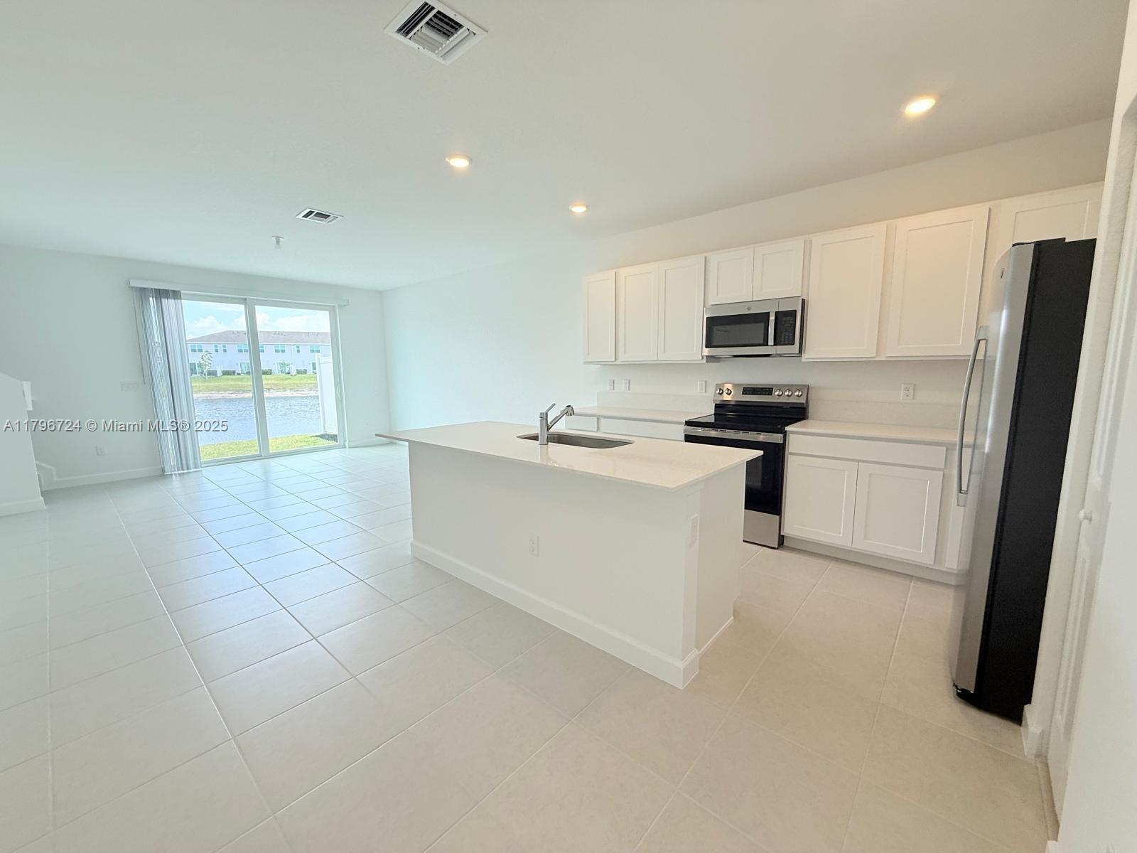 VERANDA PLAT NO. 9 - Residential Lease