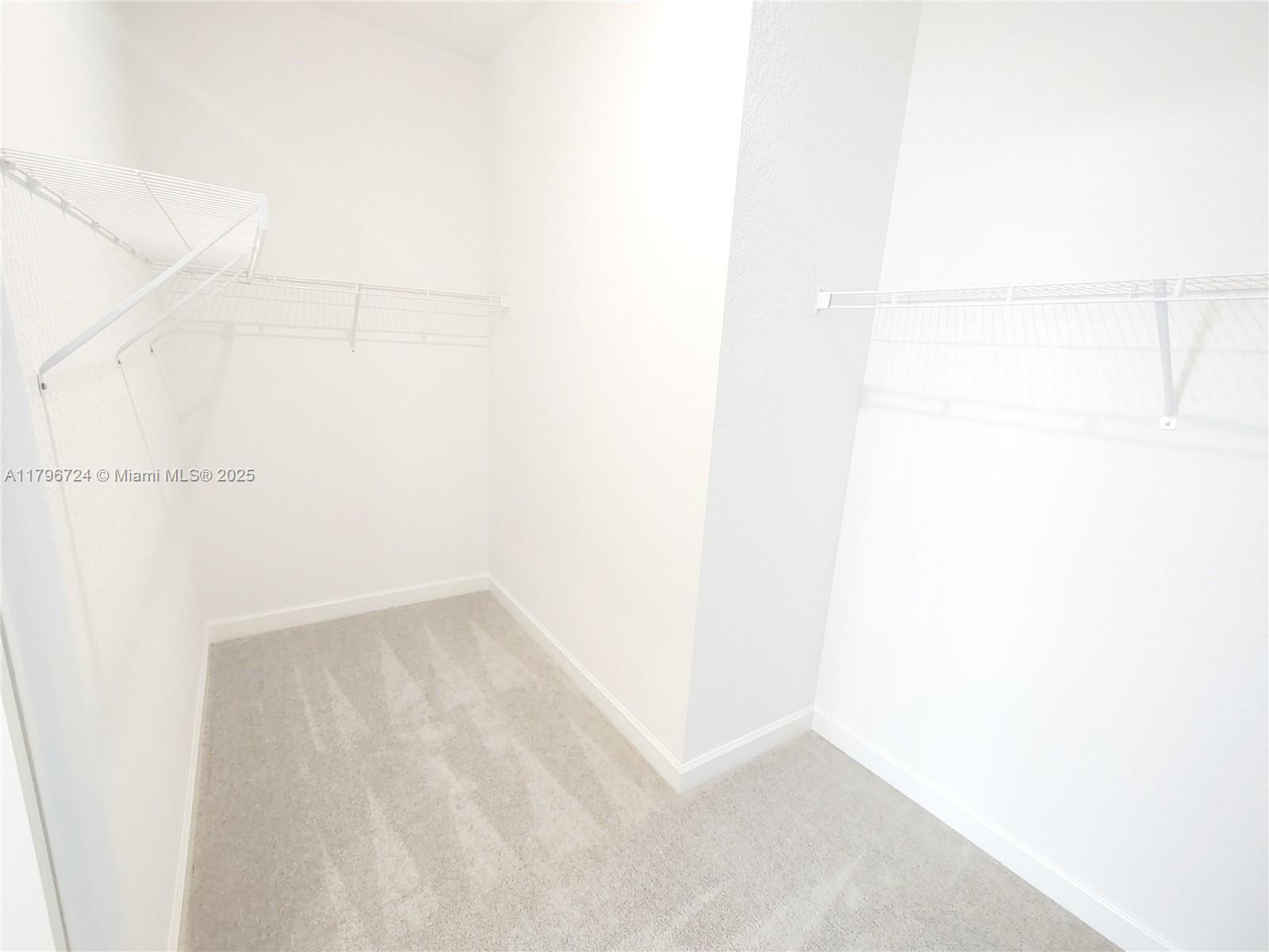 VERANDA PLAT NO. 9 - Residential Lease