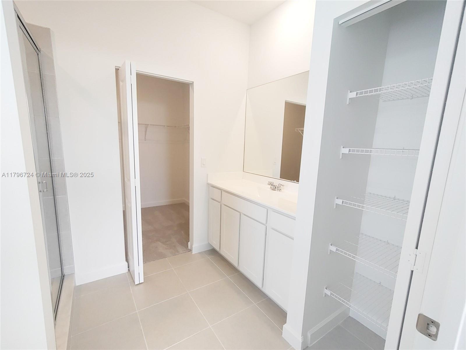 VERANDA PLAT NO. 9 - Residential Lease