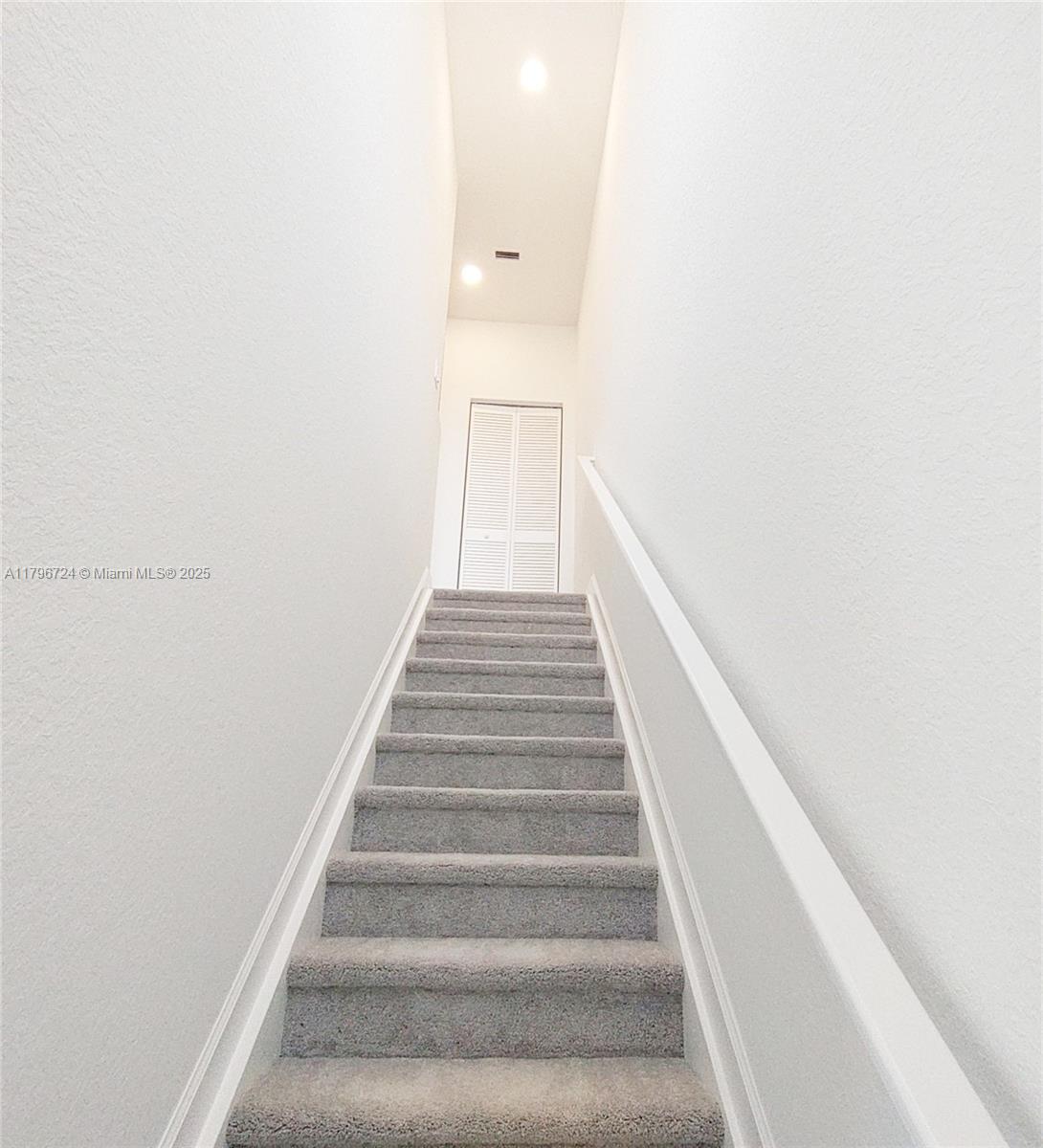 VERANDA PLAT NO. 9 - Residential Lease