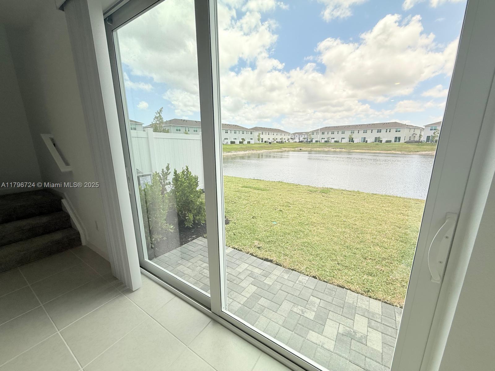 VERANDA PLAT NO. 9 - Residential Lease
