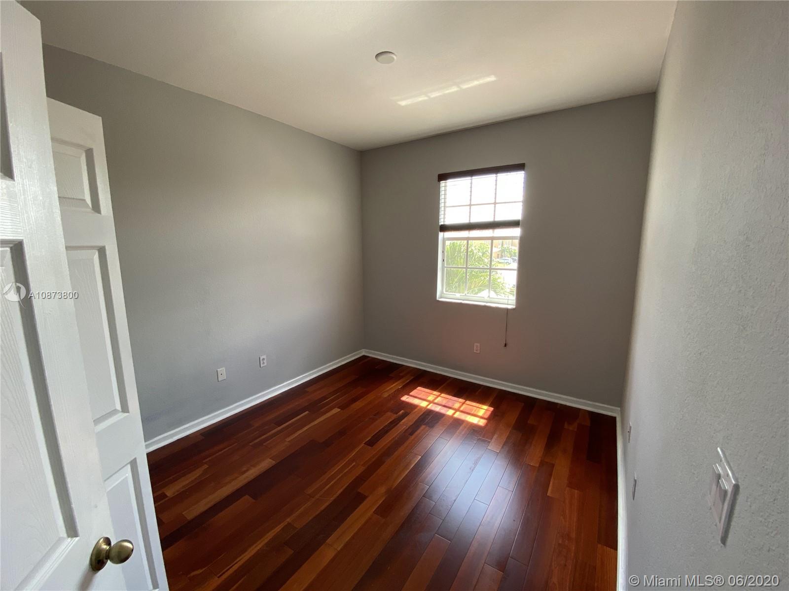 LAKES BY THE BAY CEE - Residential