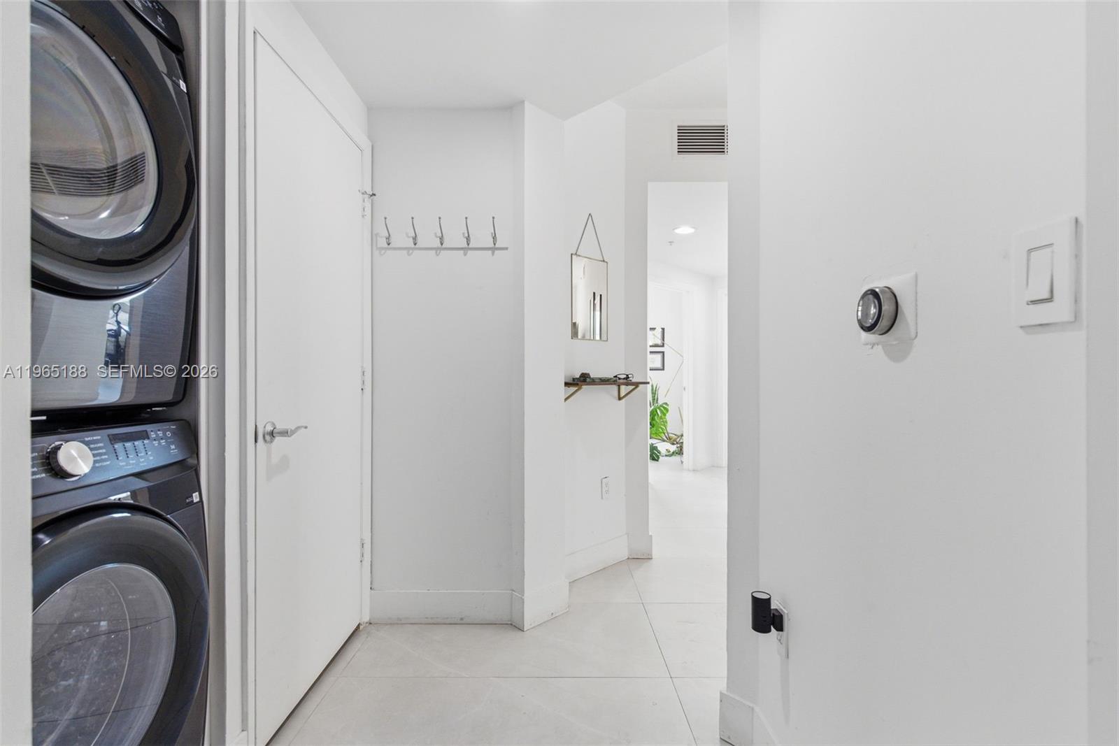 DOWNTOWN DADELAND CONDO N - Residential