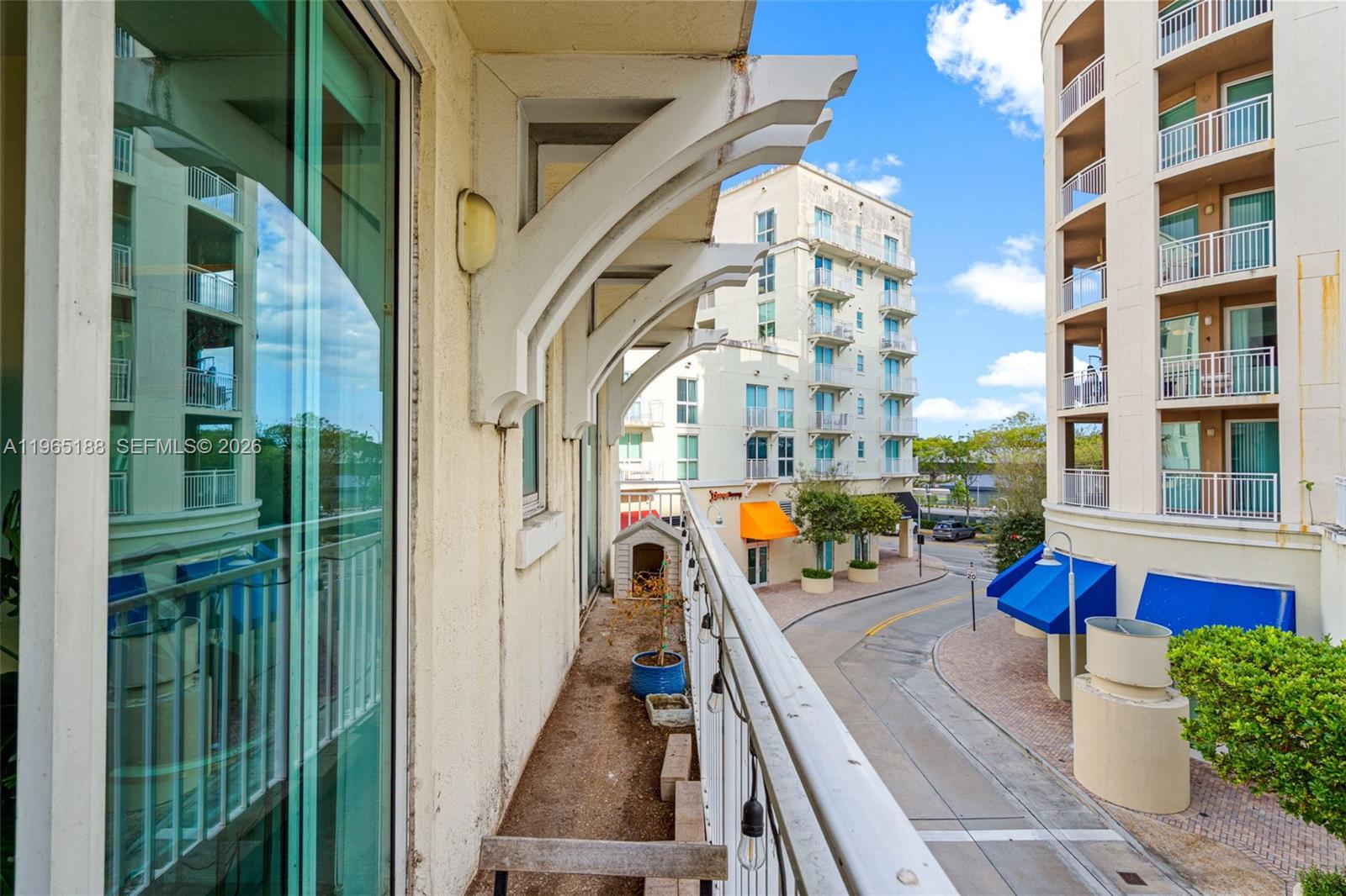 DOWNTOWN DADELAND CONDO N - Residential